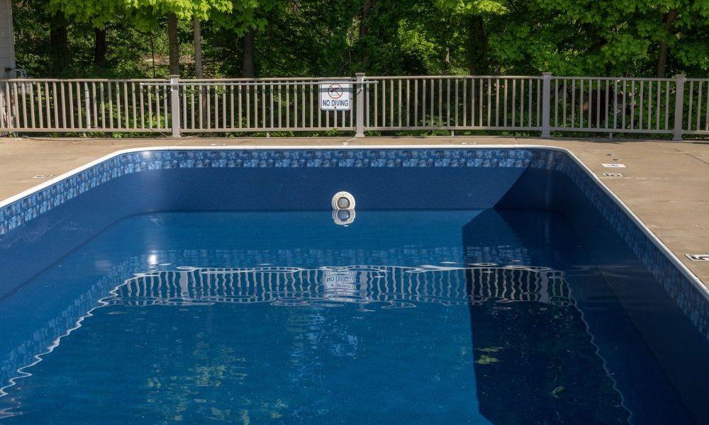 Piscina que se encuentra reparada en perfectas condiciones tras realizar la reparación