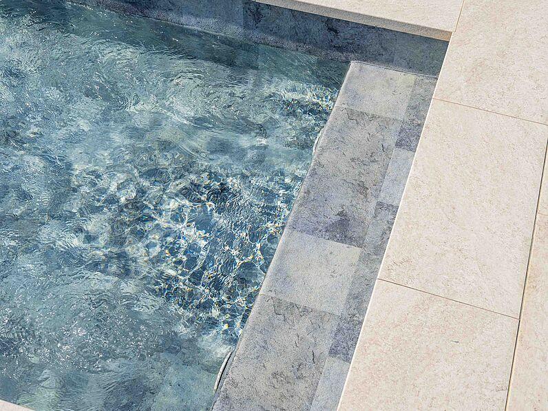 rehabilitación de piscina con mejora de la impermeabilización