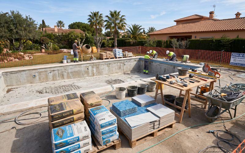 organización de una obra de rehabilitación de piscina